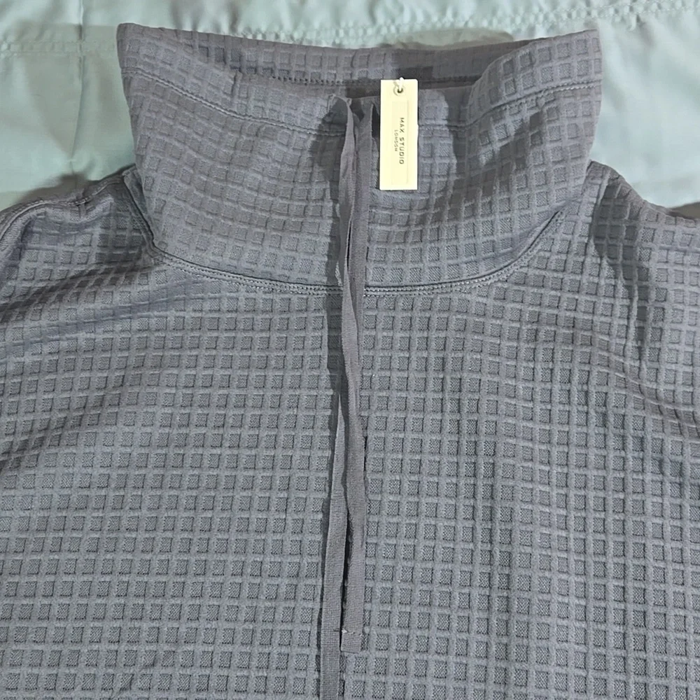 Max Studio London Charcoal Textured Top Long Sleeve Womens Plus 1X NWT